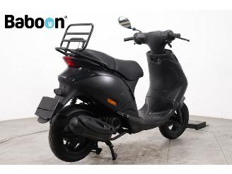Piaggio  Zip 25KM picture 8