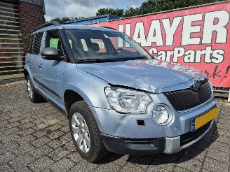 Coche accidentado Skoda Yeti 1.2 tsi comfort 2011/2