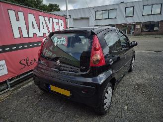Peugeot 107 1.0 12v sublime picture 3