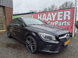 Schadeauto Mercedes Cla-klasse shooting brake 220 cdi prestige 2016/4