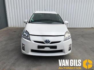 Toyota Prius Prius (ZVW3), Hatchback, 2009 / 2016 1.8 16V picture 2