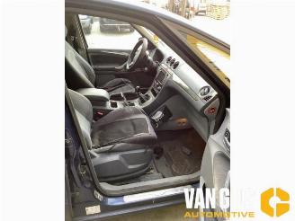 Ford S-Max  picture 8