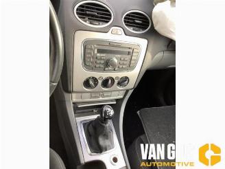 Ford Focus Focus 2, Hatchback, 2004 / 2012 1.6 16V picture 13