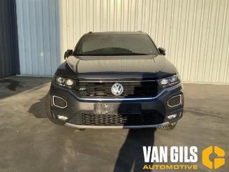 disassembly passenger cars Volkswagen T-Roc T-Roc, SUV, 2017 2.0 TSI 16V 4Motion 2018/4