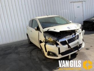 Peugeot 108 108, Hatchback, 2014 1.0 12V picture 6