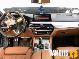 BMW 5-serie 5 serie (G30), Sedan, 2016 520i 2.0 TwinPower Turbo 16V picture 23