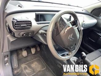 Citroën C4 cactus C4 Cactus (0B/0P), Hatchback 5-drs, 2014 1.2 PureTech 82 12V picture 16