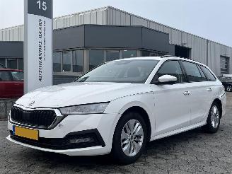 Auto incidentate Skoda Octavia Combi 1.0 TSI Ambition 2024/3