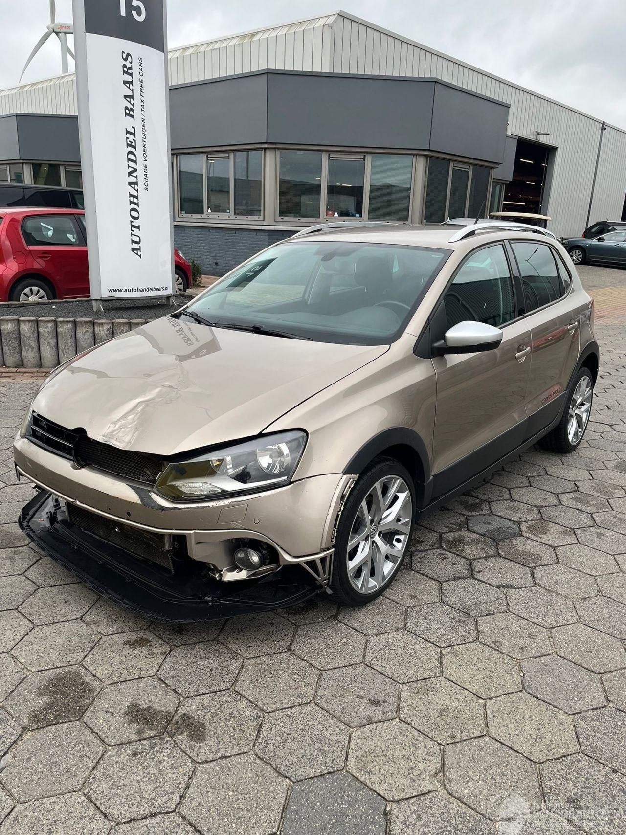 Volkswagen Polo 1.2 TSI Cross