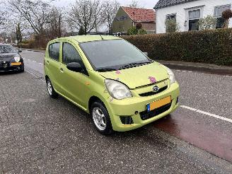 Vrakbiler auto Daihatsu Cuore 1.0-12V 2008/9
