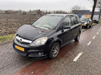Opel Zafira 1.8-16V picture 2