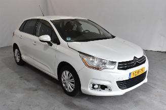 Unfallwagen Citroën C4 1.2 PureT. Ligne Bns 2015/1