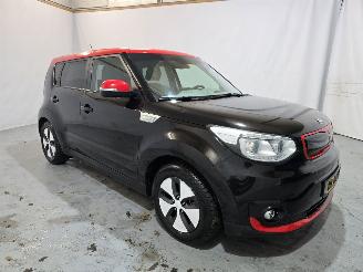 skadebil auto Kia E-Soul ExecutiveLine 27 kWh 2015/11