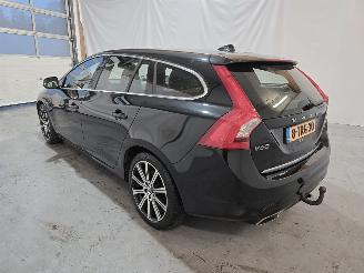 Volvo V-60 2.4 D6 AWD Plug-In Hybrid Summum picture 5