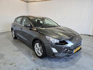 škoda osobní automobily Ford Focus 1.0 EcoBoost Hybrid Trend Edition Business 2022/2