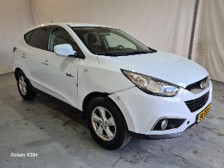 damaged passenger cars Hyundai Ix35 1.6i GDI Active 2011/4