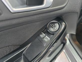 Ford Fiesta 1.0 EcoB. Titanium picture 24