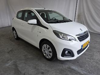 uszkodzony samochody osobowe Peugeot 108 1.0 e-VTi Active 2015/11