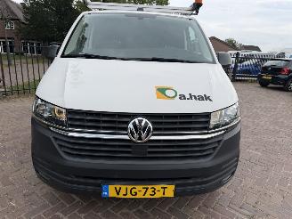 Volkswagen Transporter 2.0 TDI L2H3 28 picture 2