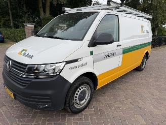 Volkswagen Transporter 2.0 TDI L2H3 28 picture 1