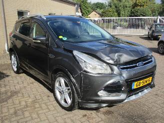 Schadeauto Ford Kuga 2.0 TDCI Tianium ST REST BPM 1400 EURO !!! 2015/4