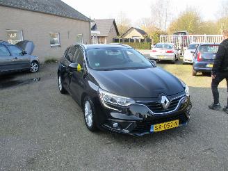 Coche accidentado Renault Mégane 1.2 TCe Limited  REST BPM €1200,-!!! 2018/5