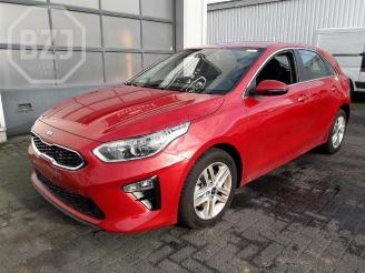 Salvage car Kia Cee d Ceed (CDB5/CDBB), Hatchback 5-drs, 2018 1.0i T-GDi 12V 2020