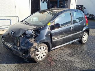 Coche siniestrado Peugeot 107 107, Hatchback, 2005 / 2014 1.0 12V 2011/3
