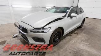 Salvage car Volvo V-60 V60 II (ZW), Combi, 2018 2.0 D4 16V 2019/1