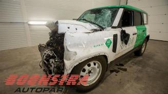 Uttjänta bilar auto Land Rover Defender Defender II, Terreinwagen, 2019 110 3.0 D200 MHEV 2022/8