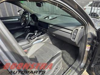 Porsche Cayenne Cayenne III (9YA), SUV, 2017 4.0 V8 Turbo S 32V E-Hybrid picture 11