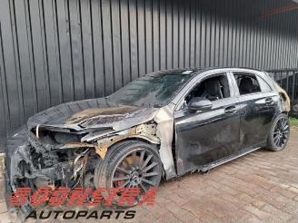 krockskadad bil auto Mercedes A-klasse A-Klasse AMG (177.0), Hatchback, 2018 / 2025 2.0 A-35 AMG Turbo 16V 4Matic 2019/10