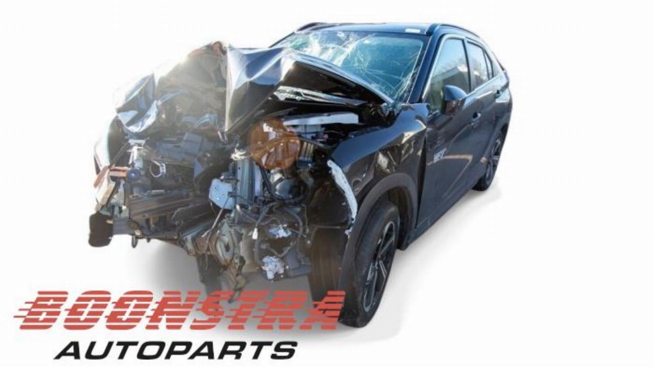 Mitsubishi Eclipse Cross Eclipse Cross (GK/GL), SUV, 2017 2.4 16V PHEV 4x4