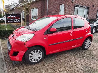 Schadeauto Peugeot 107 1.0-12V XS 2010/6