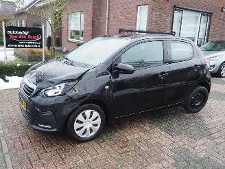 uszkodzony samochody osobowe Peugeot 108 1.0 E-Vti Active 2014/10