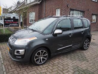 skadebil auto Citroën C3 picasso 1.4 VTI Collection 2013/3