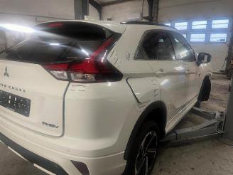 Mitsubishi Eclipse Cross Eclipse Cross (GK/GL), SUV, 2017 2.4 16V PHEV 4x4 picture 2