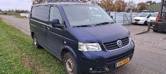 Volkswagen Transporter 2.5 TDI picture 2