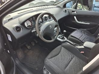 Peugeot 308 SW picture 8