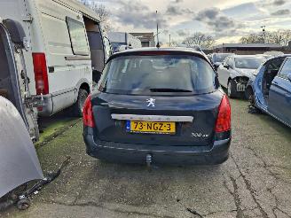 Peugeot 308 SW picture 5