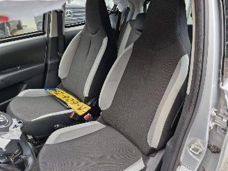 Toyota Aygo 1.0 VTTi X-play picture 10