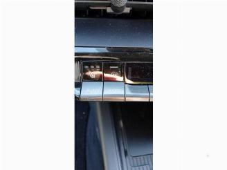 Toyota C-HR C-HR (X2,H2), SUV, 2023 2.0 16V Hybrid 200 picture 28