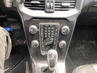Volvo V-40 V40 (MV), Hatchback 5-drs, 2012 / 2019 1.5 T2 16V Geartronic picture 13