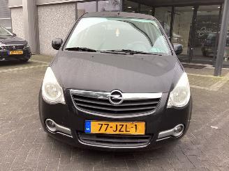 Opel Agila 1.2 picture 2
