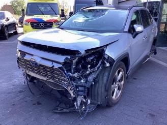 Coche siniestrado Toyota Rav-4 RAV4 (A5), Terreinwagen, 2018 2.5 Hybrid 16V AWD 2022/1