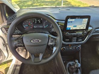 Ford Fiesta 1.1 Trend picture 16