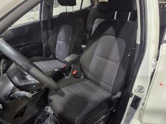 Kia Picanto Picanto (JA), Hatchback, 2017 1.0 DPI 12V picture 5