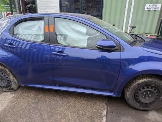 skadebil auto Toyota Yaris Yaris IV (P21/PA1/PH1), Hatchback, 2020 1.5 12V VVT-i 2022/10