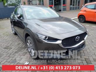 Salvage car Mazda CX-30 CX-30 (DM), SUV, 2019 2.0 e-SkyActiv X 186 M Hybrid 16V 2022/2
