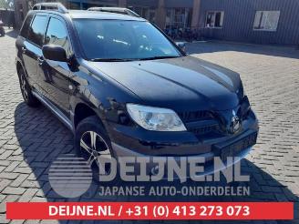 Mitsubishi Outlander Outlander (CU), SUV, 2001 / 2007 2.0 16V 4x2 picture 1